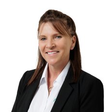 Robyn McArthur, Property manager