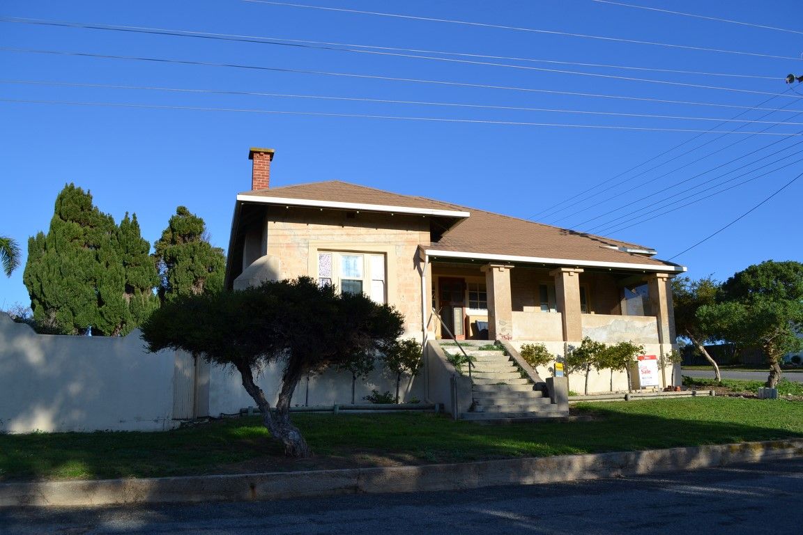 4446 Beach Terrace, Ellisto Property History & Address Research Domain