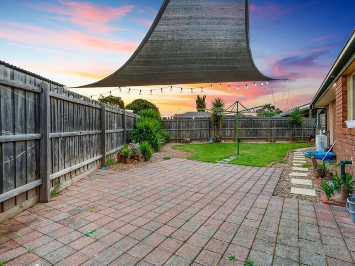 Additional image 14 of 8 STANFORD CLOSE, Werribee VIC 3030