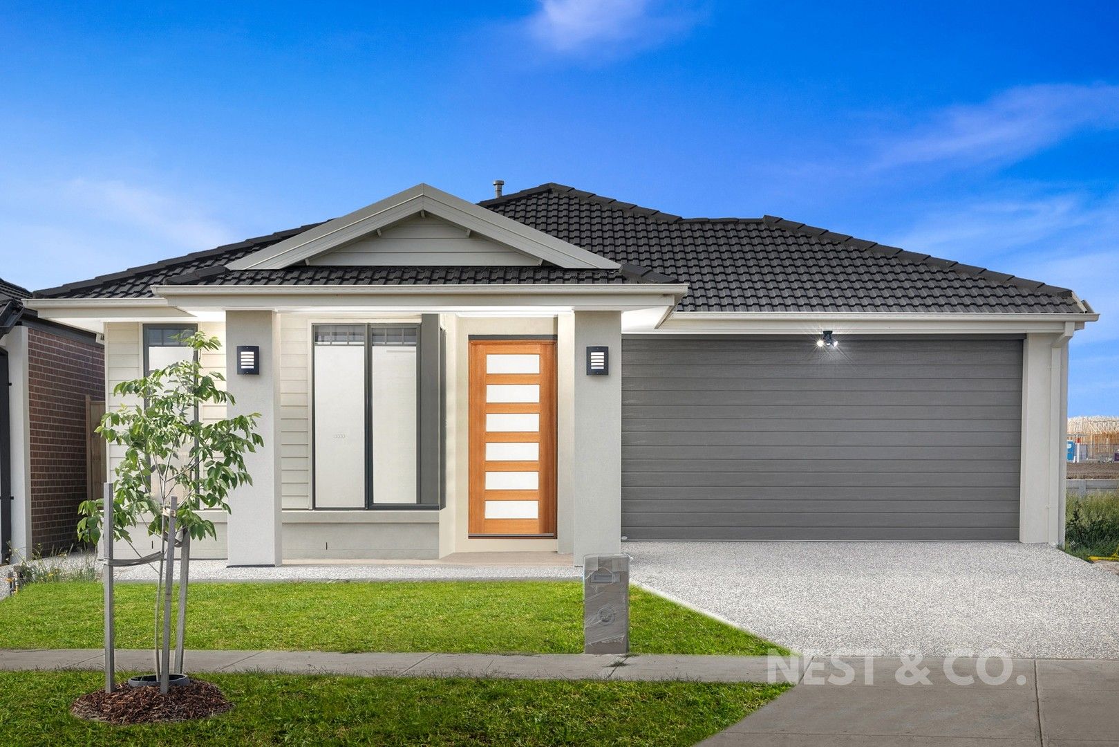 4 bedrooms House in 17 League Road DONNYBROOK VIC, 3064