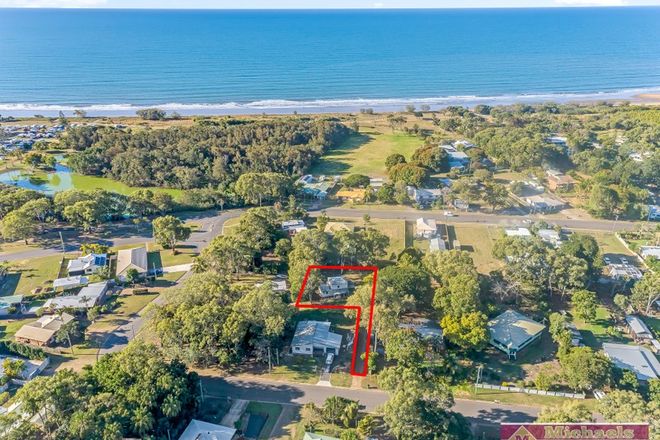 Picture of 15 Lagoon Drive, MOORE PARK BEACH QLD 4670