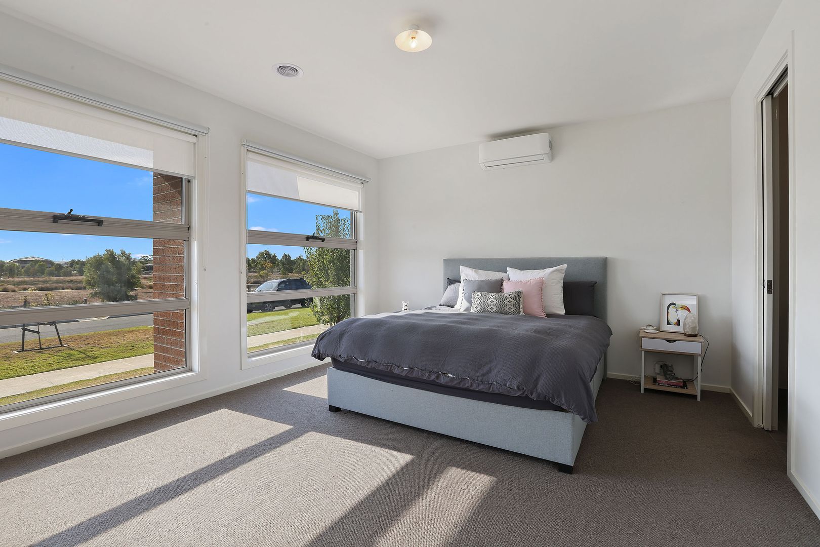 5 Black Swan Court, Lara VIC 3212, Image 2