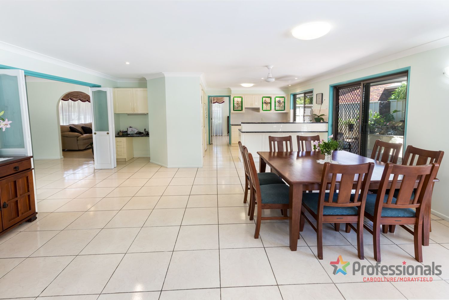 6 Abbey Court, Rothwell QLD 4022, Image 1