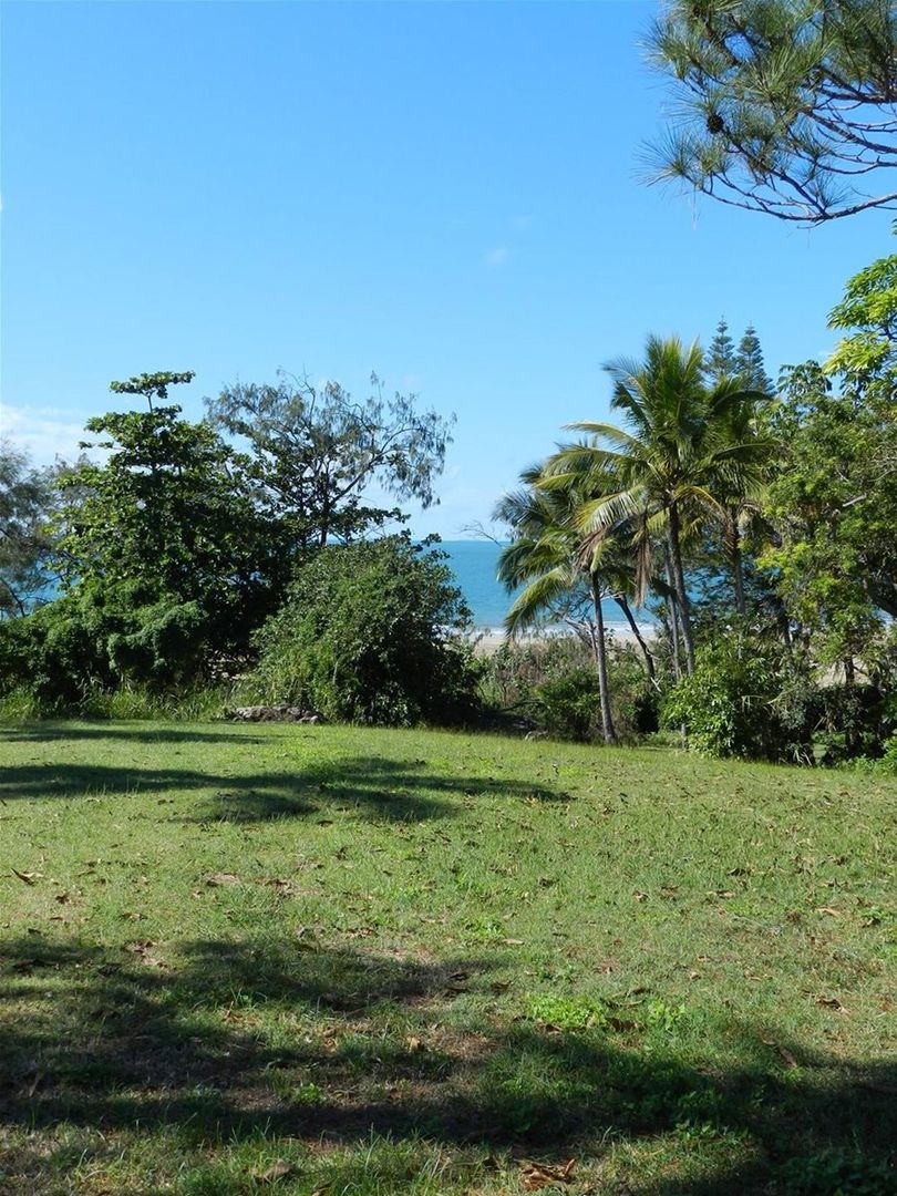 53 Westcott Avenue, Campwin Beach QLD 4737, Image 2