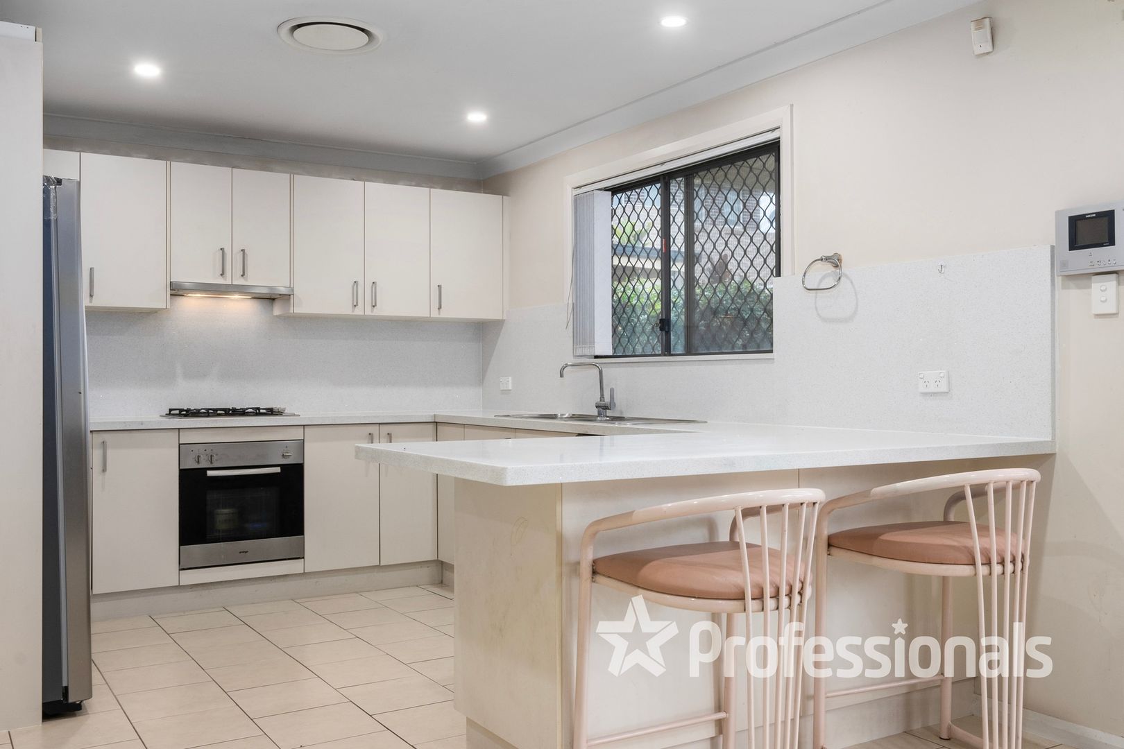 12 Figtree Place, Casula NSW 2170, Image 1