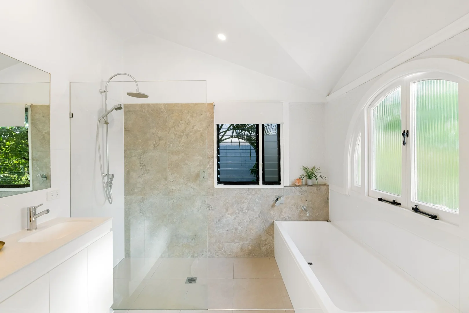 Additional image 7 of 2/5 5 Brassey Street, Ascot QLD 4007