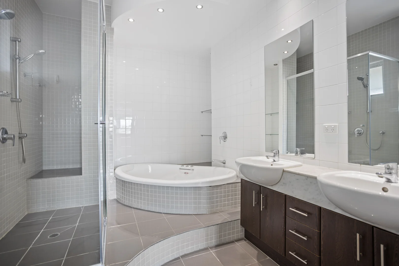 Additional image 6 of 165 Mcilwraith Avenue, Norman Park QLD 4170