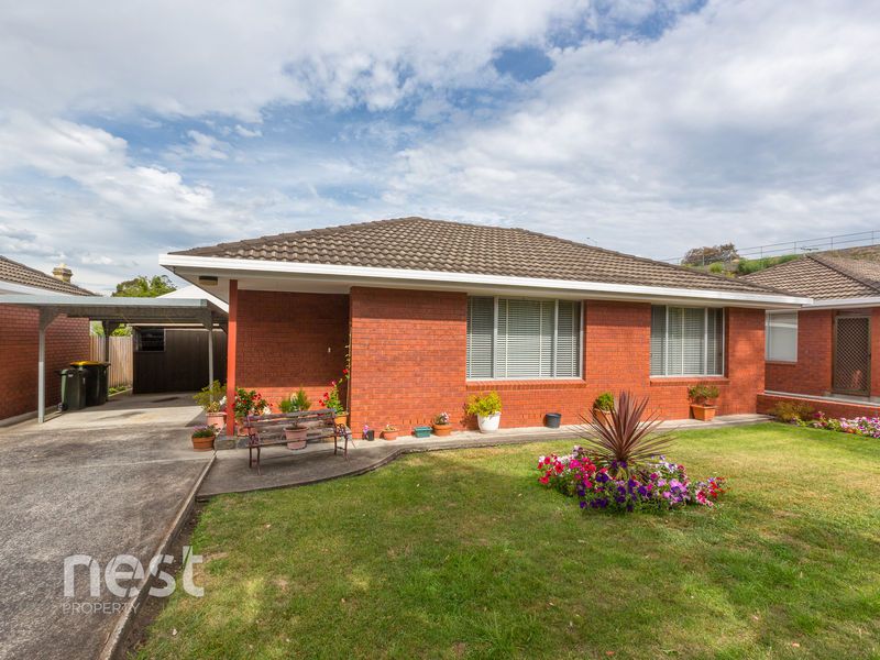 3/4 Emmett Place, New Town TAS 7008, Image 0