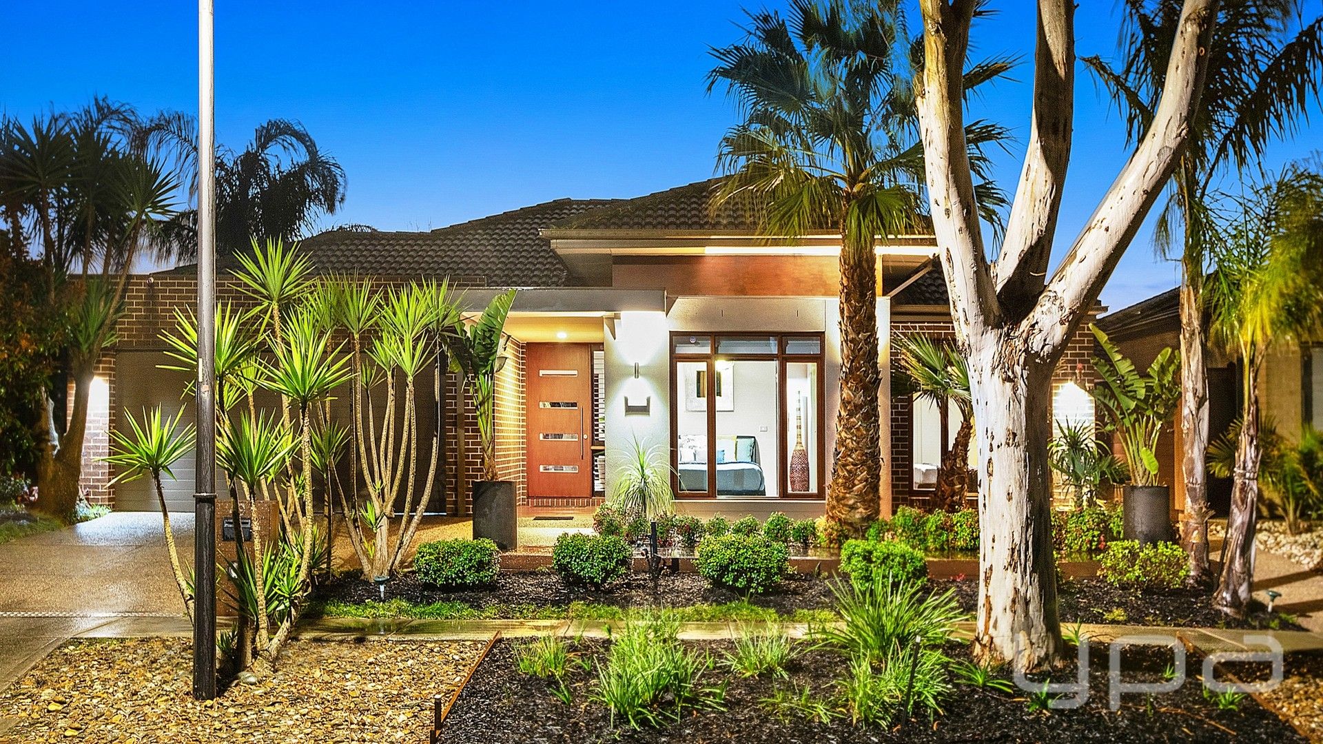 4 bedrooms House in 49 Carpentaria Crescent POINT COOK VIC, 3030