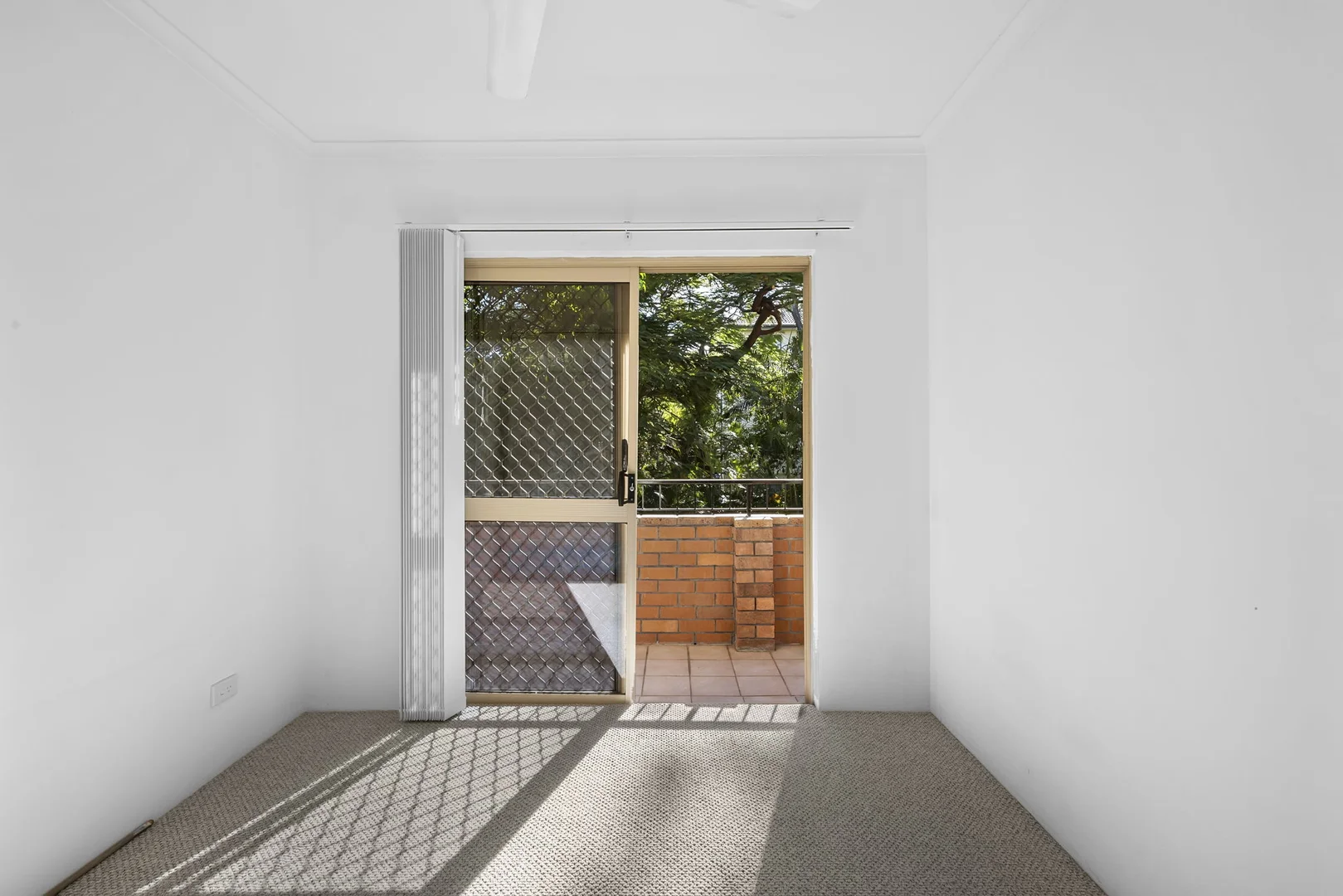 Additional image 7 of 6/8 Carr Street, St Lucia QLD 4067