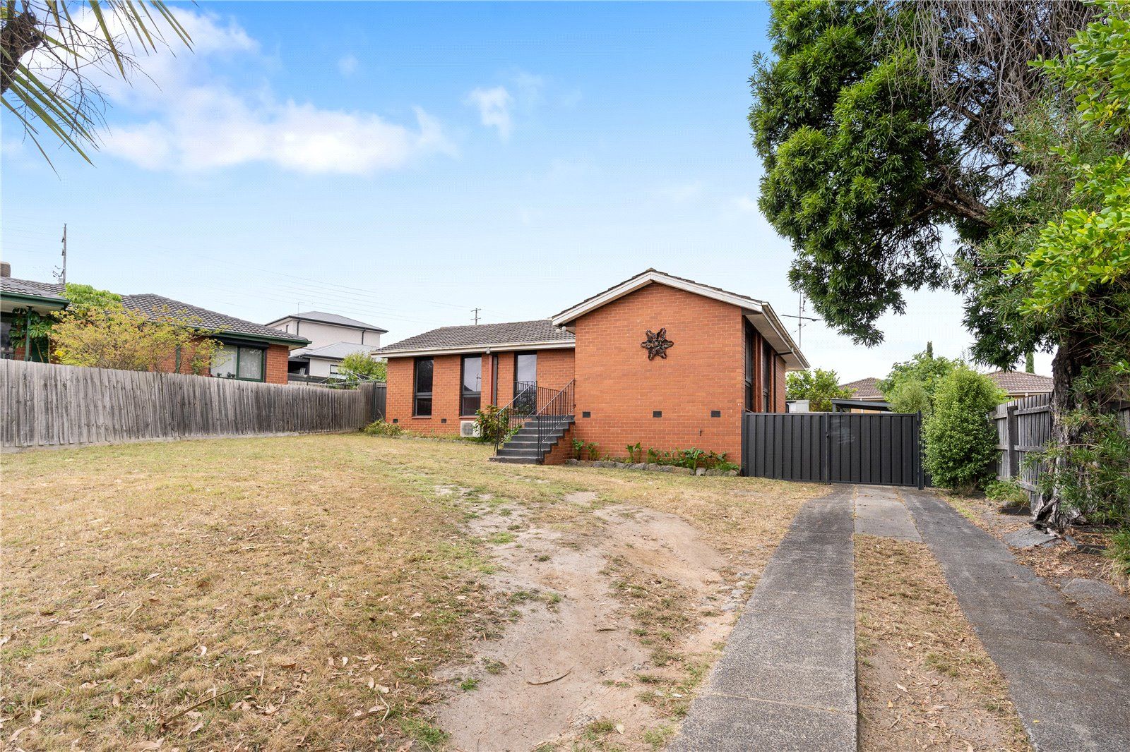 11 Cormorant Close, Endeavour Hills VIC 3802 House For Rent 520