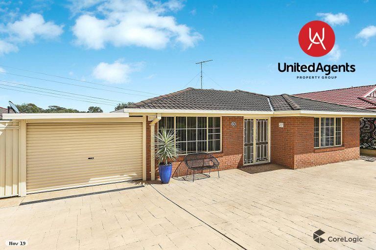 3 bedrooms House in 60 Whitsunday Circuit GREEN VALLEY NSW, 2168