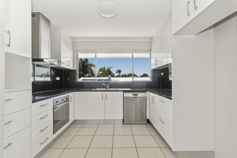 Unit 1/17 Gladstone St, Pimlico QLD 4812, Image 0