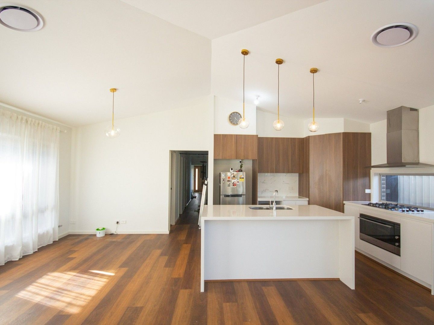 4 bedrooms House in 40 Dalmatia Avenue EDMONDSON PARK NSW, 2174