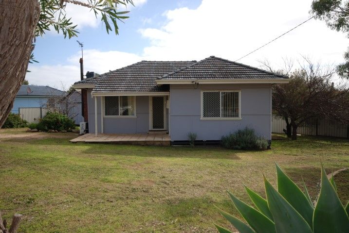 3 bedrooms House in 89 Fox Street NARROGIN WA, 6312