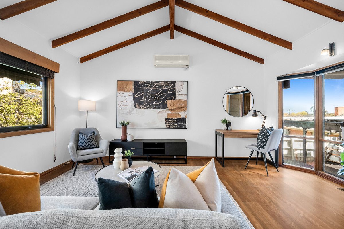 3 bedrooms Apartment / Unit / Flat in 36A Mayfair Avenue TEMPLESTOWE LOWER VIC, 3107