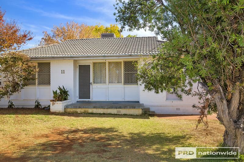 11 Lorraine Street, West Tamworth NSW 2340