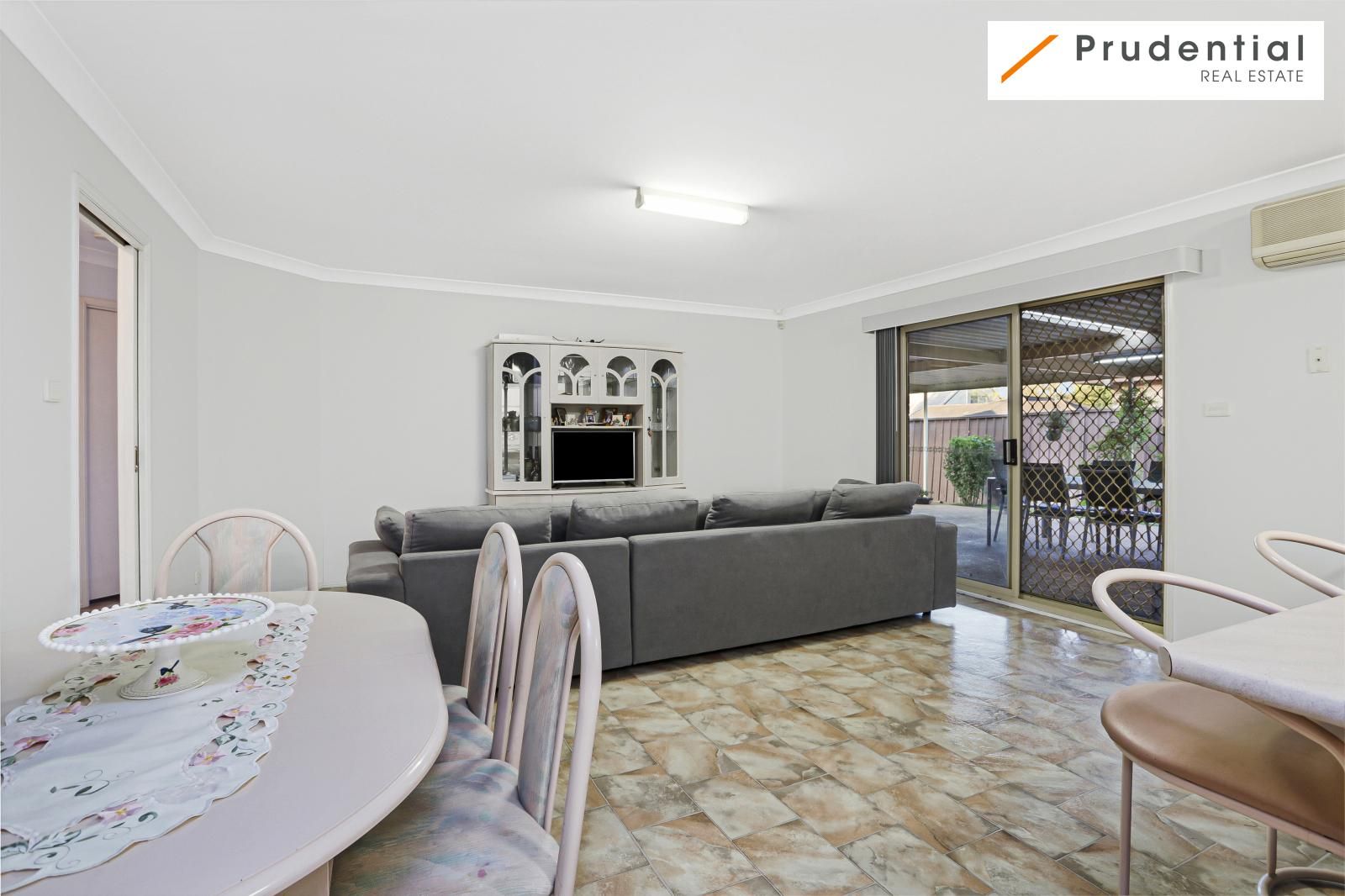 17 Almandine Place, Eagle Vale NSW 2558, Image 2