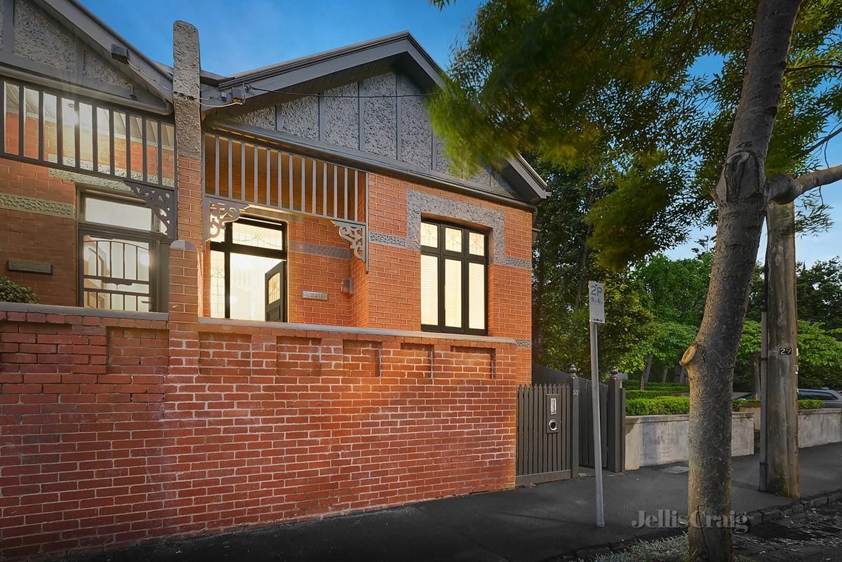 2 bedrooms House in 27 Woodfull Street PRAHRAN VIC, 3181