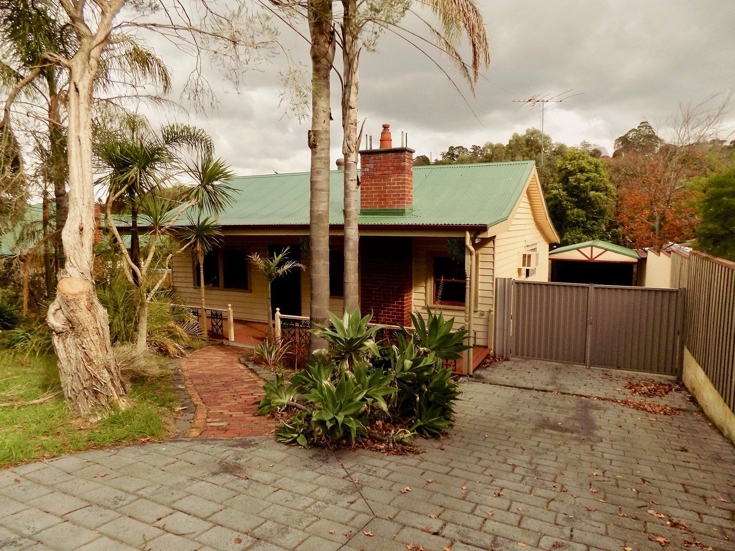 63 Kent Avenue, Croydon Property History & Address Research Domain