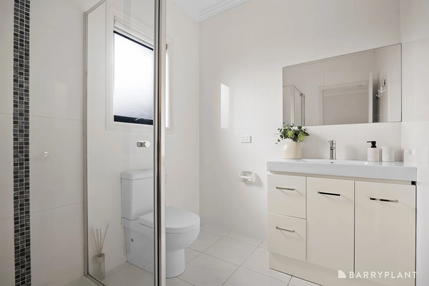 Additional image 10 of 2/17 Estelle Street, Sunshine West VIC 3020