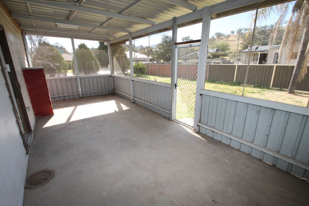 2 Deeks Road, WERRIS CREEK NSW 2341, Image 2