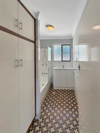 Additional image 9 of 2/7 Baker Street, Stanthorpe QLD 4380