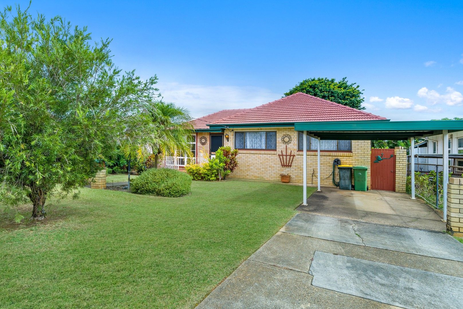 3 bedrooms House in 221 Duffield Road CLONTARF QLD, 4019