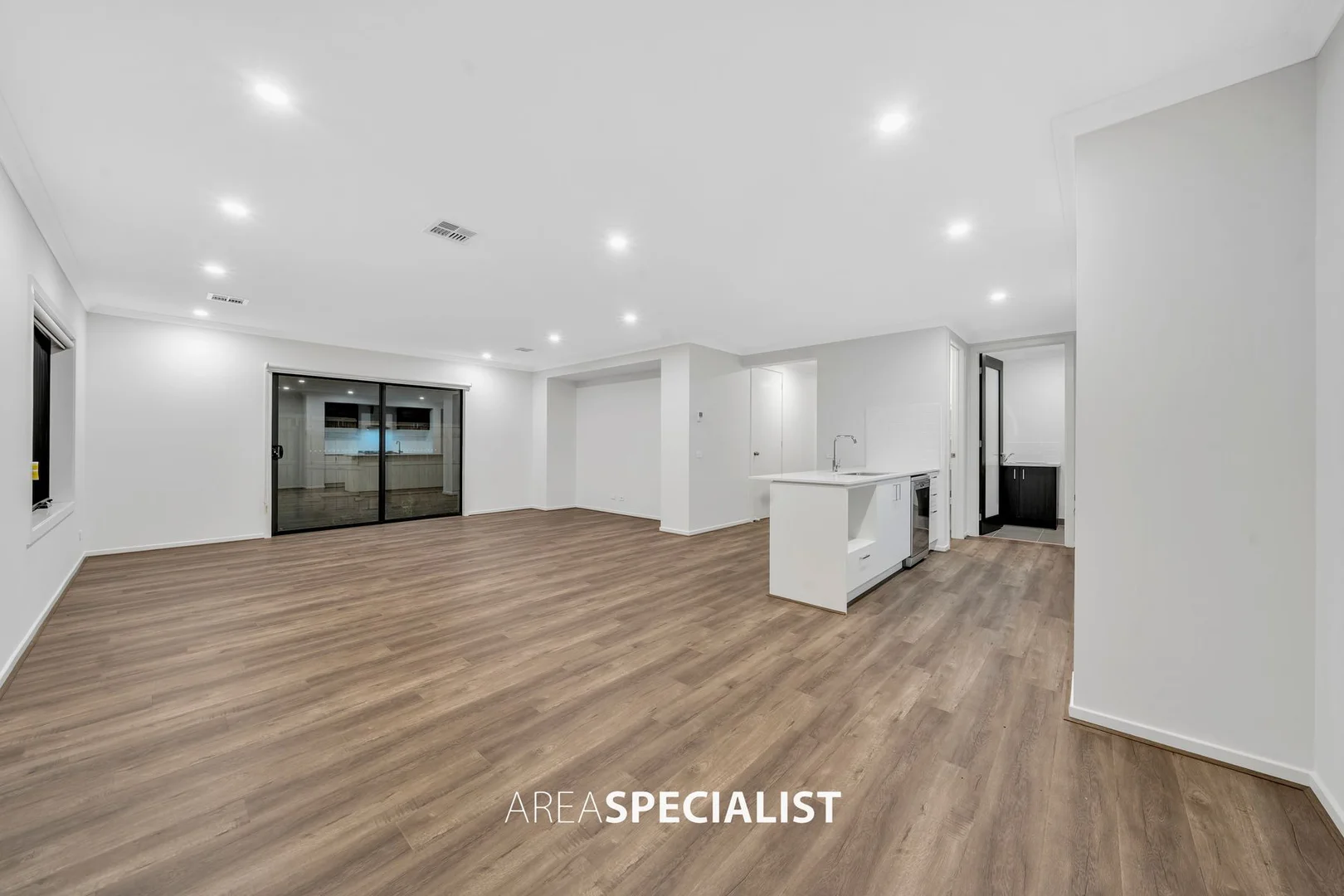 Additional image 8 of 6 Hastings Way, Nar Nar Goon North VIC 3812