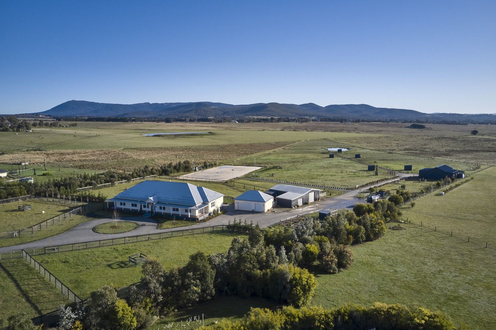 Sold 137 Murray Road, Gisborne VIC 3437 on 14 Oct 2022 2018048947