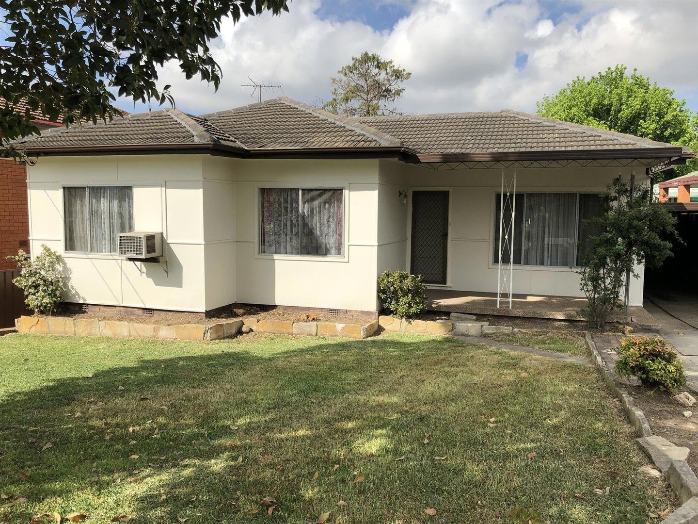 3 bedrooms House in 16 Lyle Street GIRRAWEEN NSW, 2145