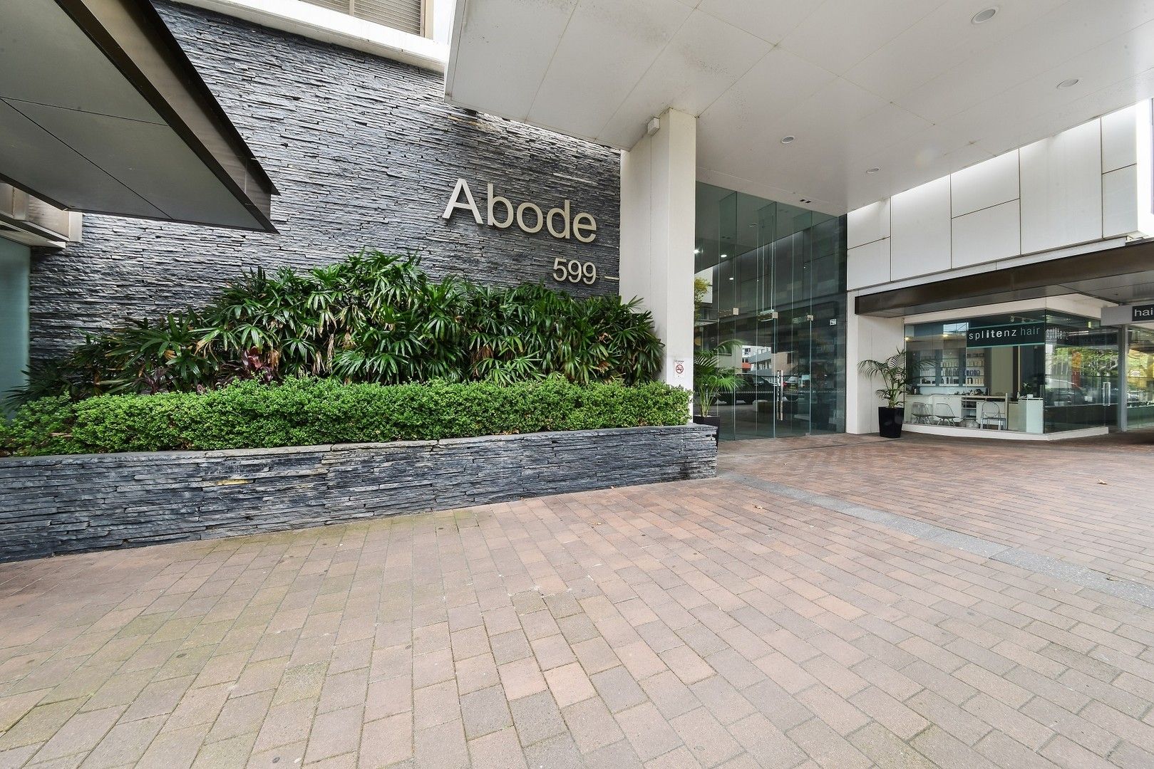 2 bedrooms Apartment / Unit / Flat in E702  /  599 PACIFIC Highway ST LEONARDS NSW, 2065