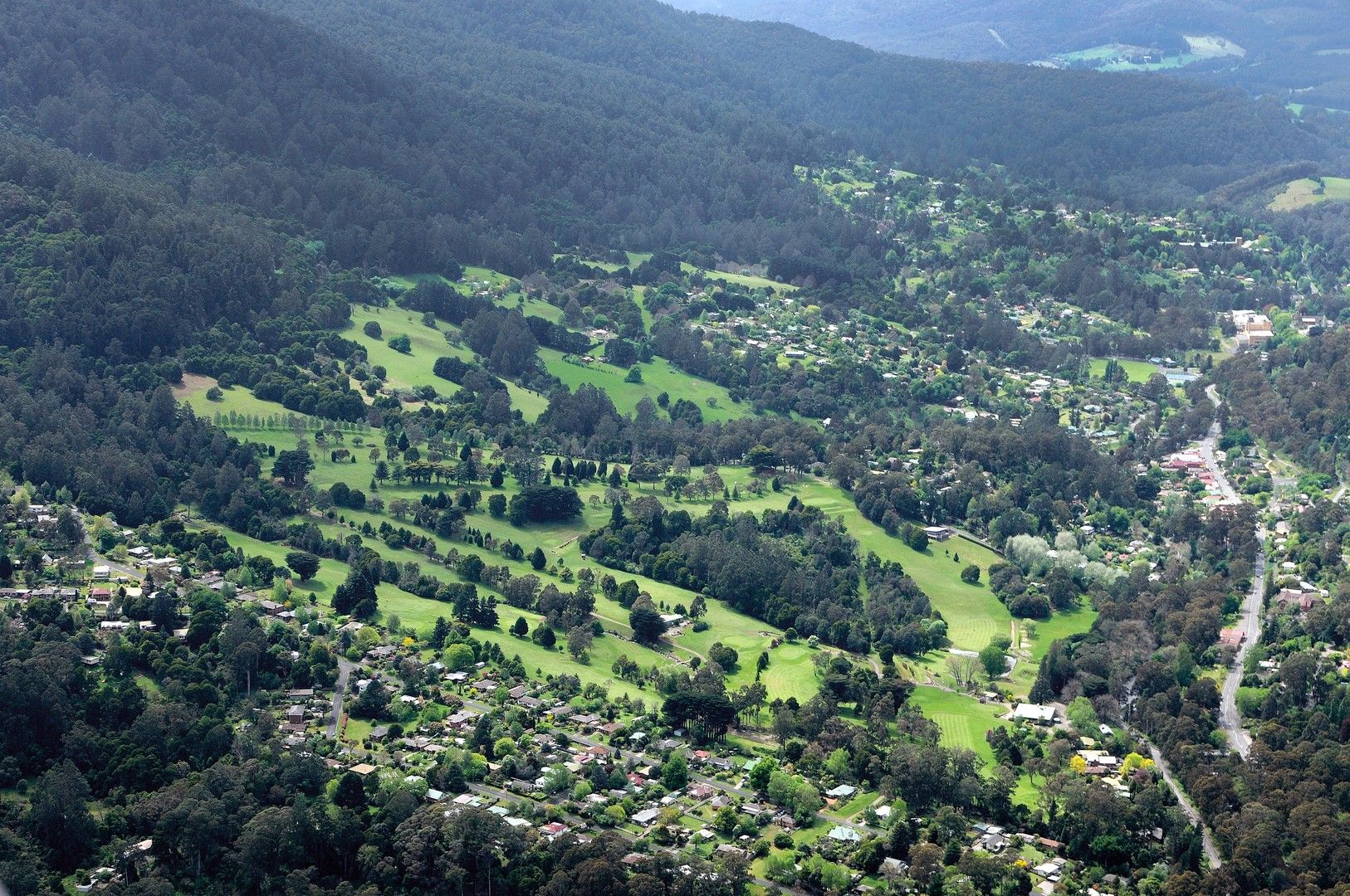 40 Martyr Road, Warburton VIC 3799 Domain