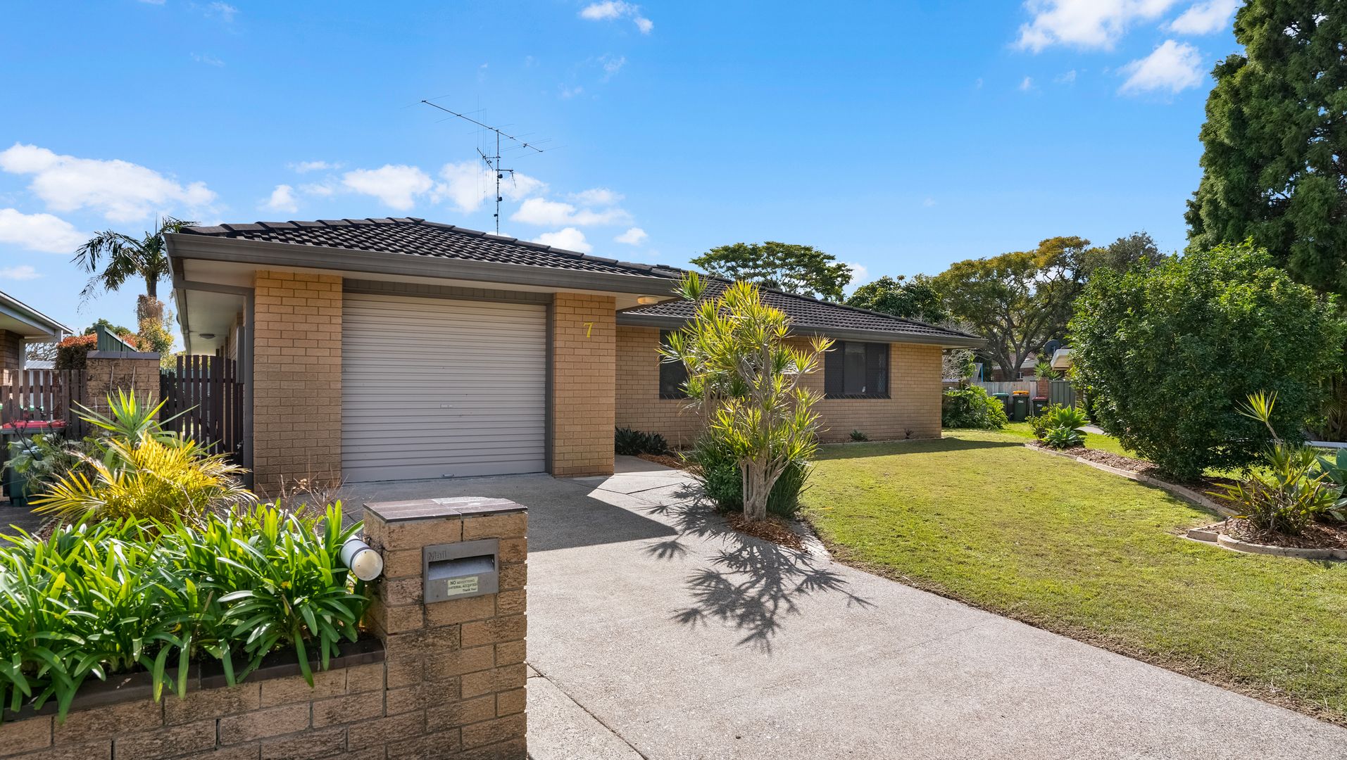 7 Endeavour Court, Forster NSW 2428