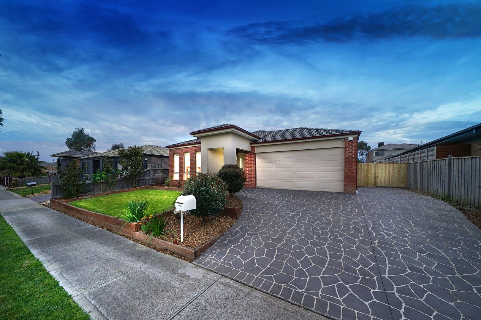 11 Dalton Way, Cranbourne East VIC 3977, Image 0