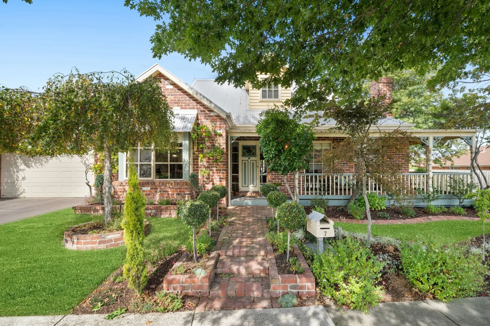 7 Sittella Drive, Berwick VIC 3806