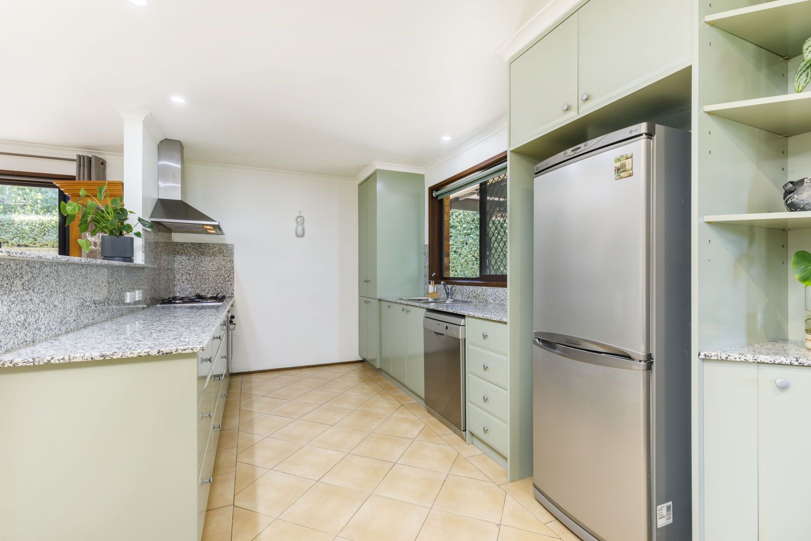 29 Nina Jones Crescent, Chisholm ACT 2905, Image 2