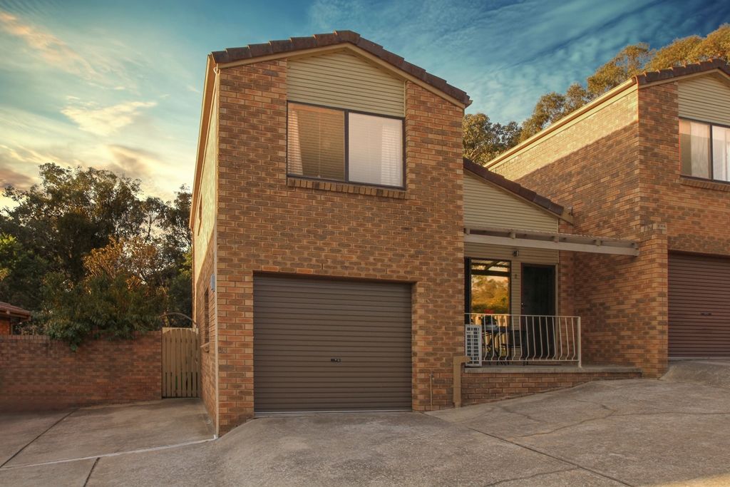 2/9 Hybon Avenue, Queanbeyan NSW 2620, Image 0