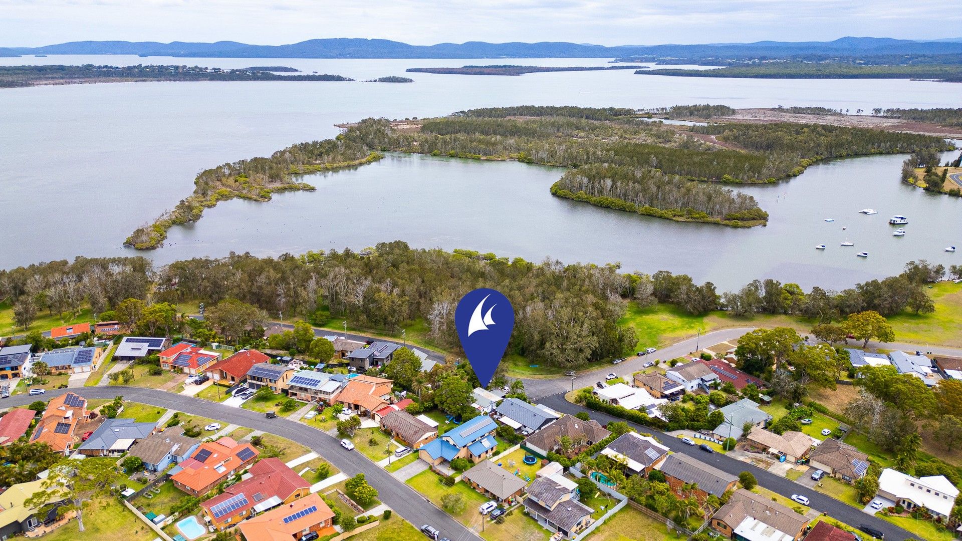 24 Pipers Bay Drive, Forster NSW 2428, Image 0