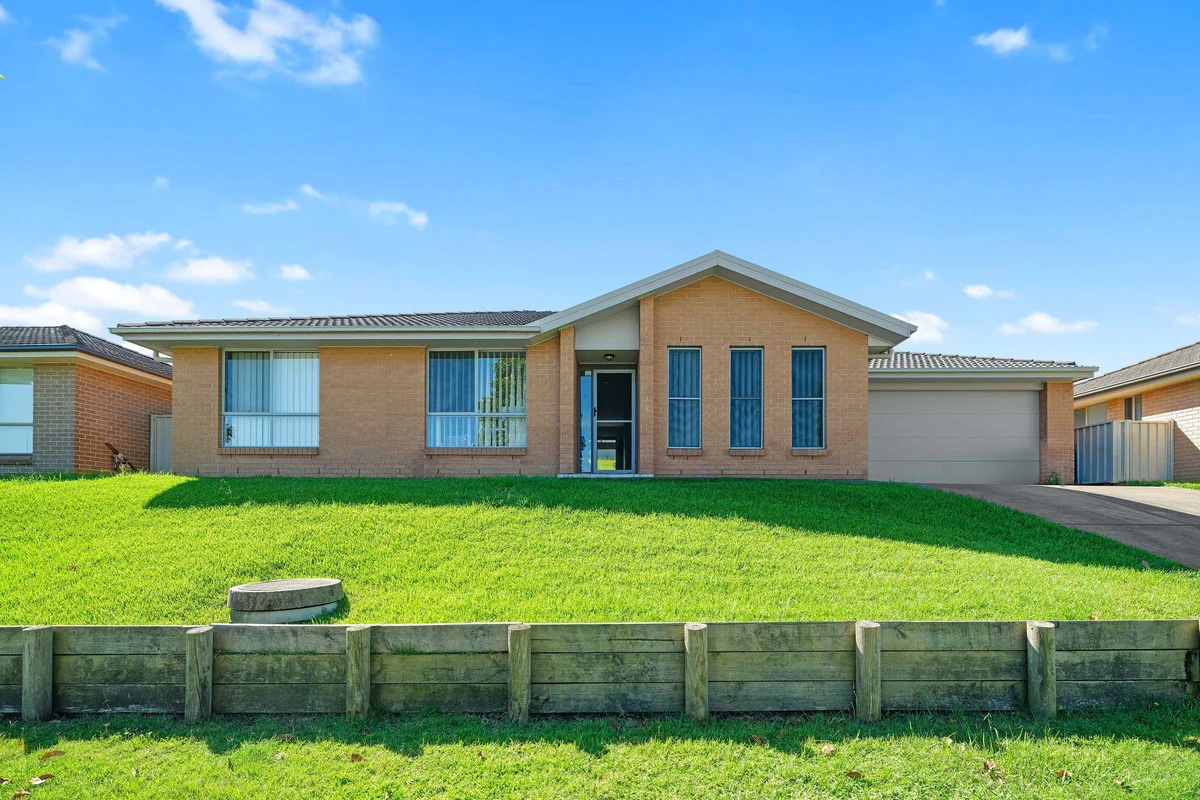 26 Northridge Drive, Cameron Park NSW 2285