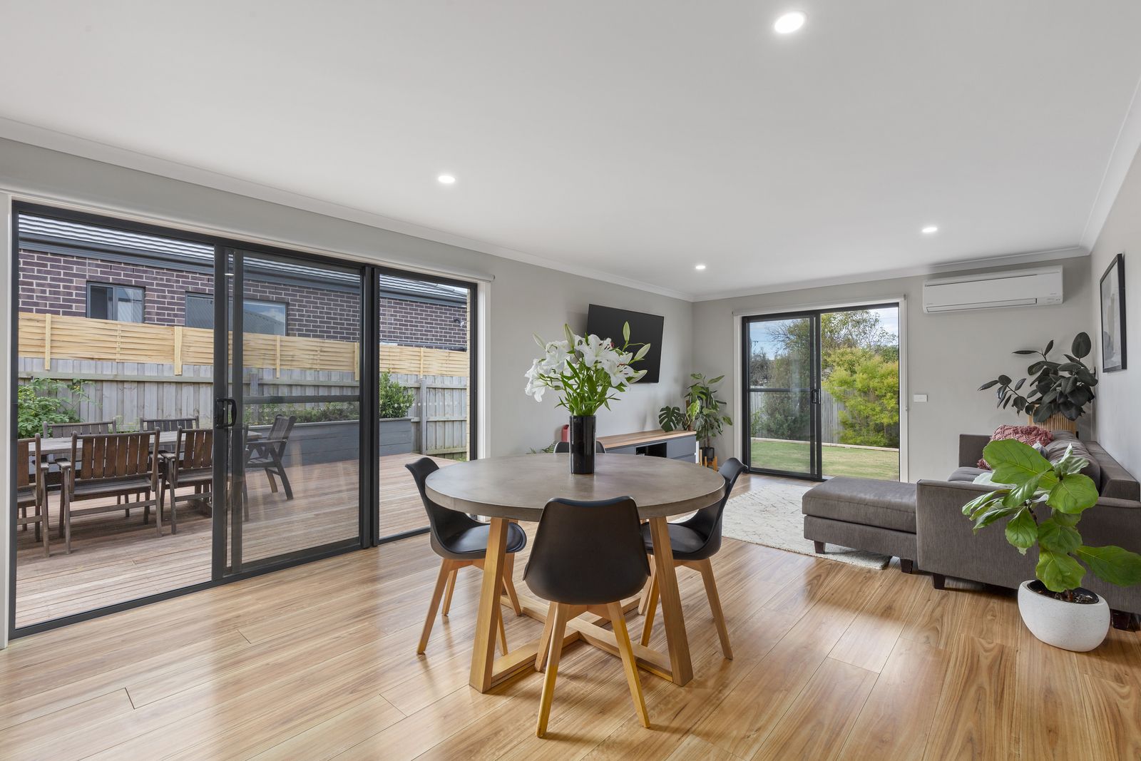 12 Majestic Way, St Leonards VIC 3223, Image 2