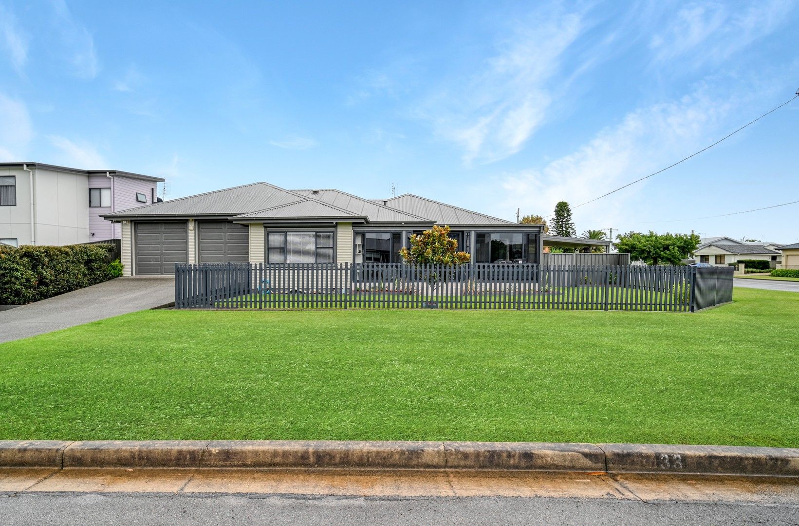 2 bedrooms House in 33 Rawson Street SWANSEA NSW, 2281