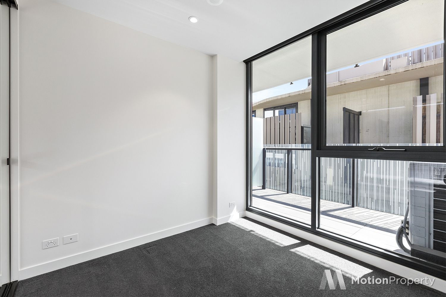 705/140 Dudley Street, West Melbourne VIC 3003, Image 2