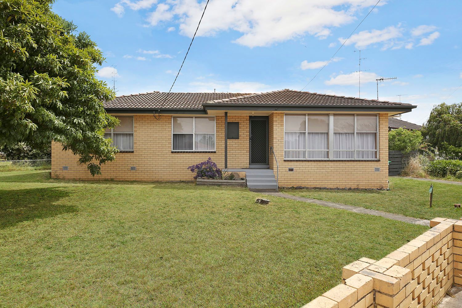 31 Sinclair Street, Colac VIC 3250, Image 0