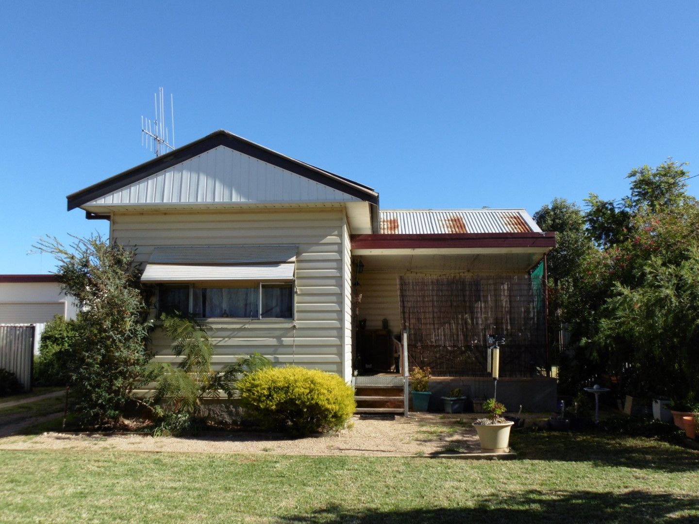 6 Thornbury Street, Parkes NSW 2870, Image 0