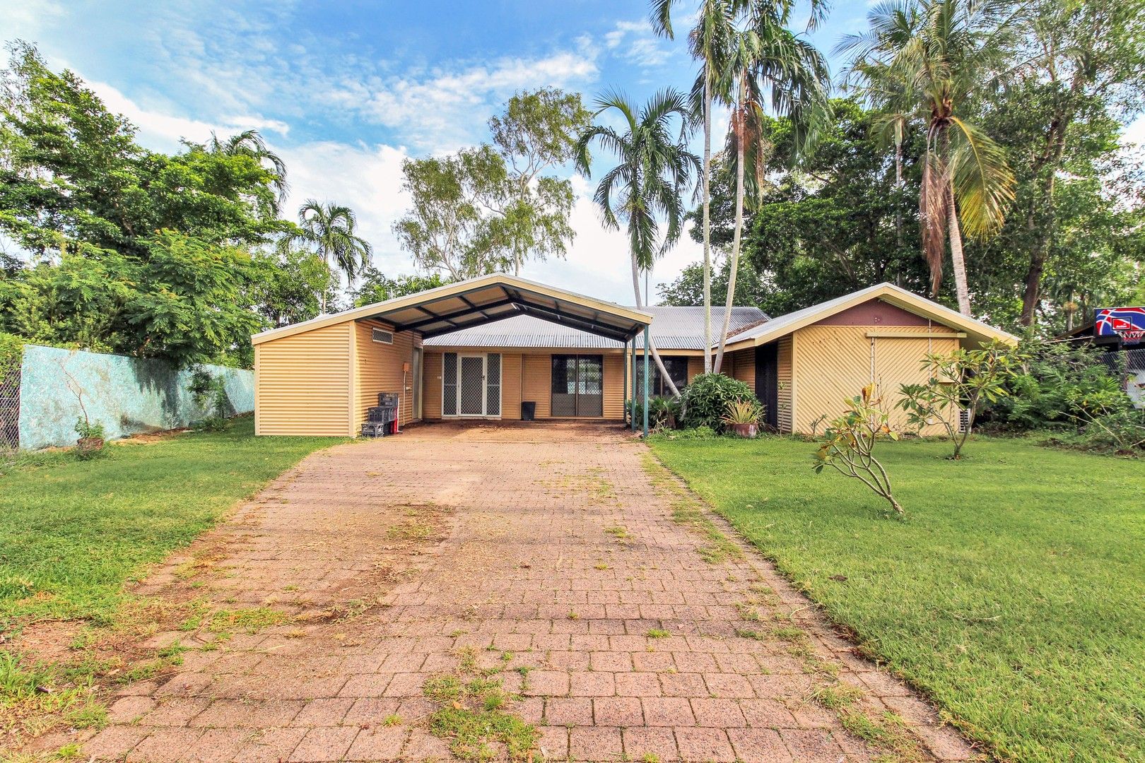 3 bedrooms House in 8 Chilman Court DRIVER NT, 0830