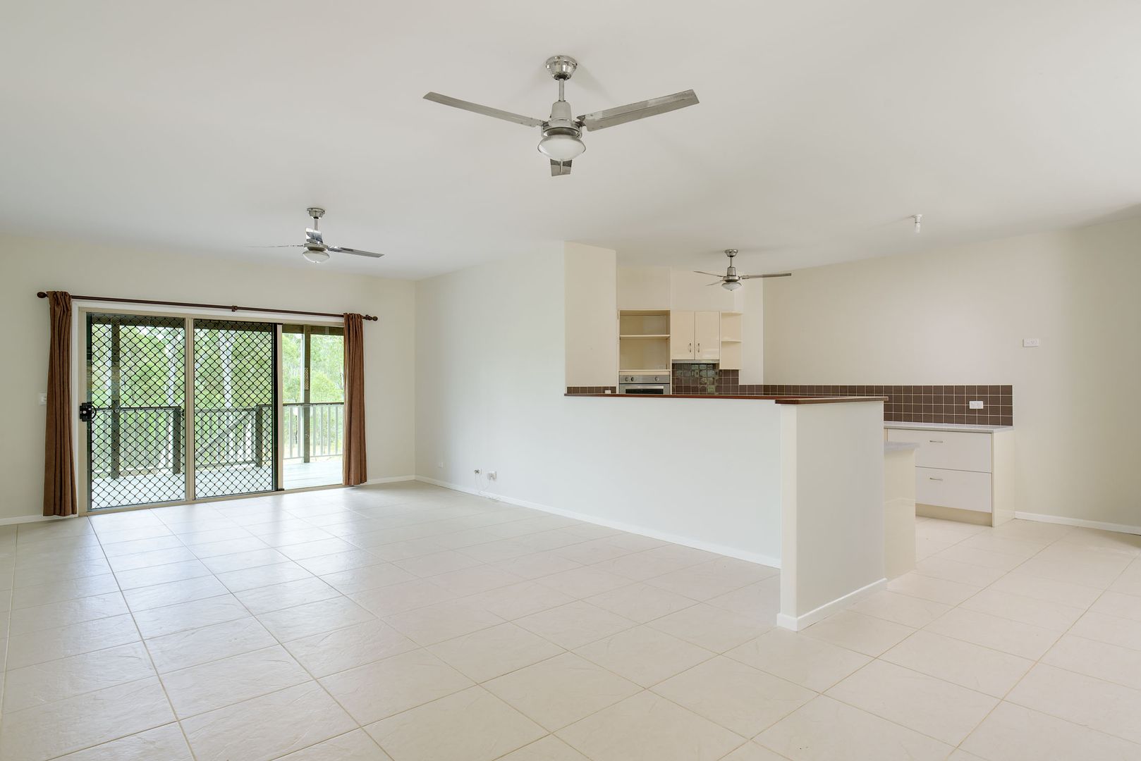 133 Cliff Jones Road, Curra QLD 4570, Image 2