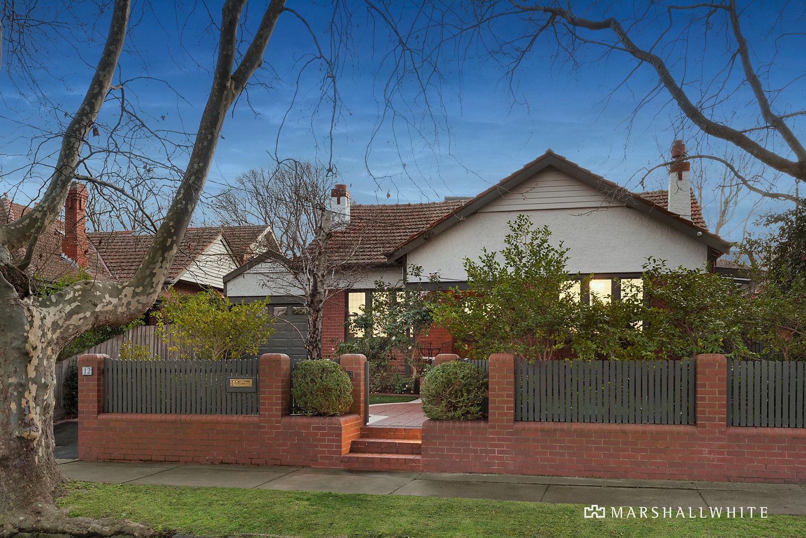 5 bedrooms House in 12 Radnor Street CAMBERWELL VIC, 3124