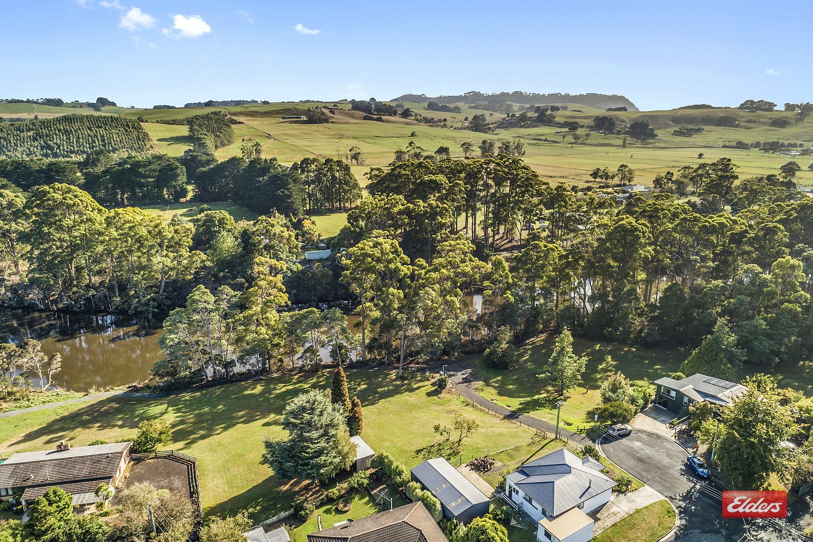 80 Hales Street, Wynyard TAS 7325, Image 2