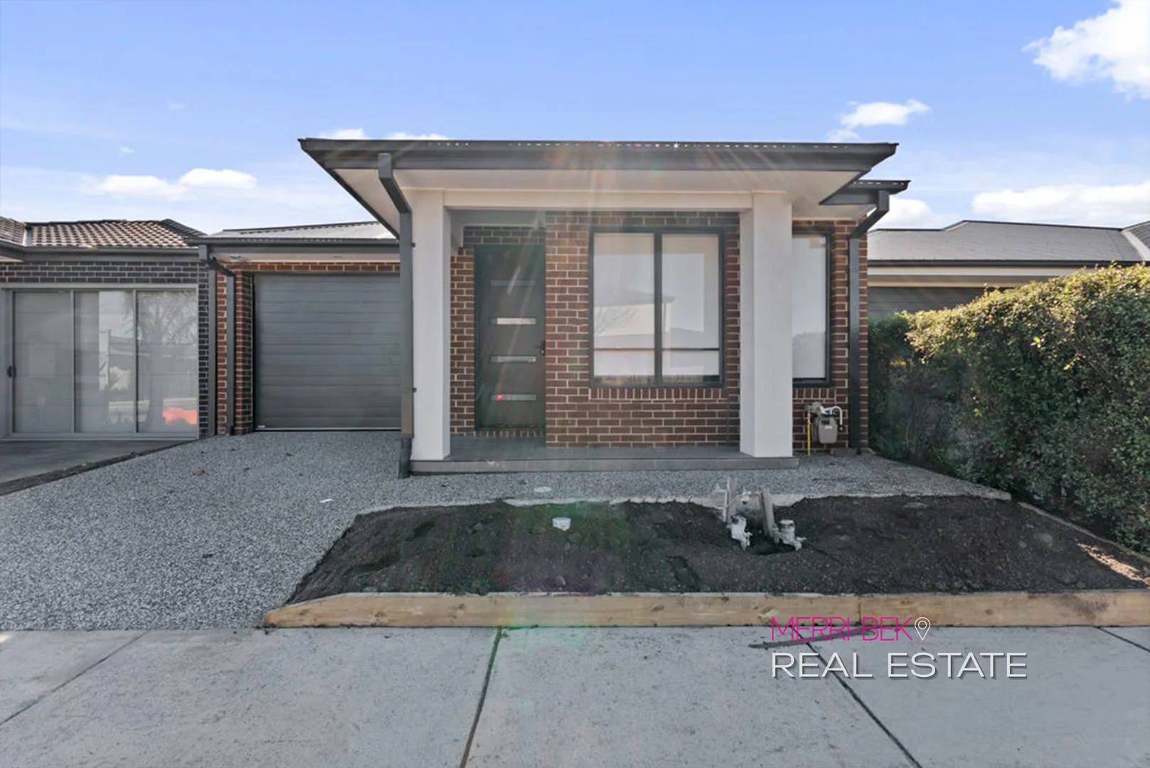 47 Hollington Drive, Mickleham VIC 3064